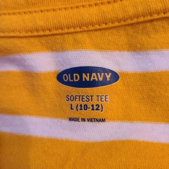 (396) Old Navy Woman's Original Long Sleeve T-Shirt, Size: L Color: Yellow/White - Picture 6 of 13